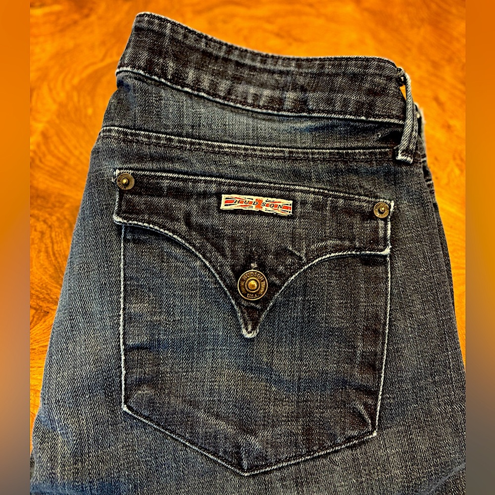 🎈PRICE DROP!❤️ HUDSON Jeans at a STEAL! Size 29